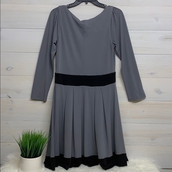 Evanese Dress - Picture 5 of 8